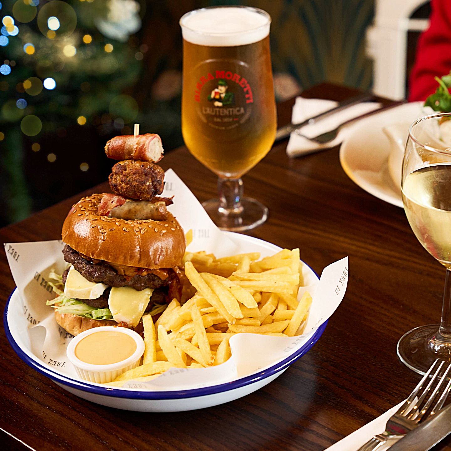 Festive Lunch & Dinner at The Ash Tree in Rugeley